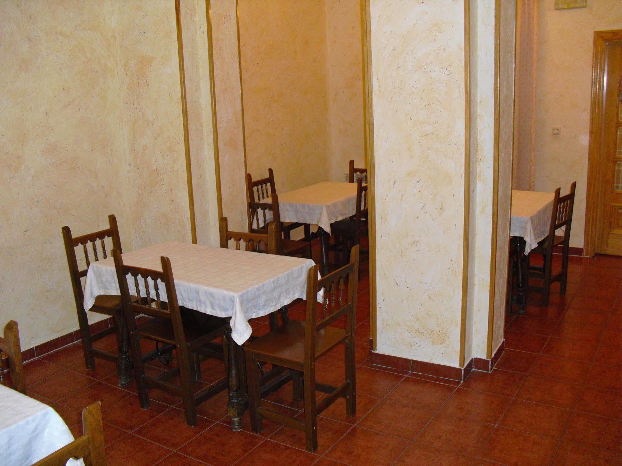 Hostal Bellas Ávila Екстериор снимка